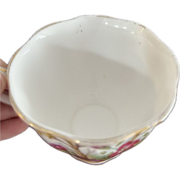 Vintage Royal Albert Tea Cup & Saucer Wild Geranium Bone China - Picture 4 of 7